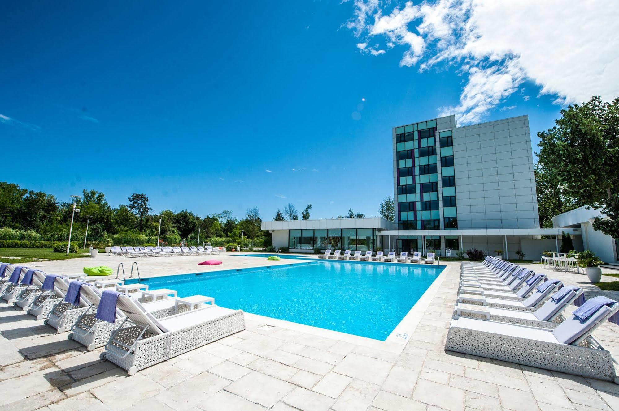 Hotel Melodia Венус Екстериор снимка