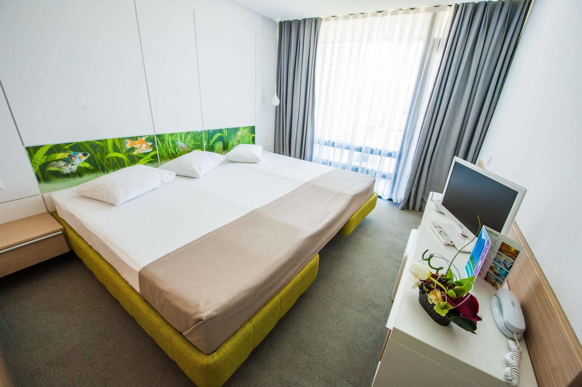 Hotel Melodia Венус Екстериор снимка